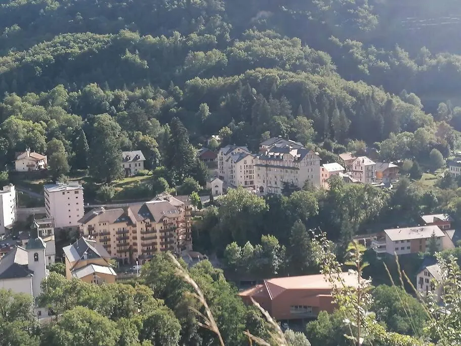 Central Studio Ideal For Hikers Or Skiers Brides-les-Bains
