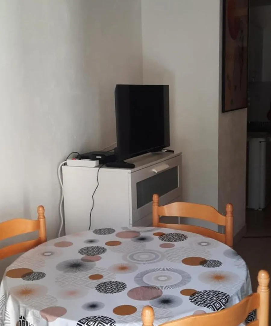 Apartment Central Studio Ideal For Hikers Or Skiers Brides-les-Bains France