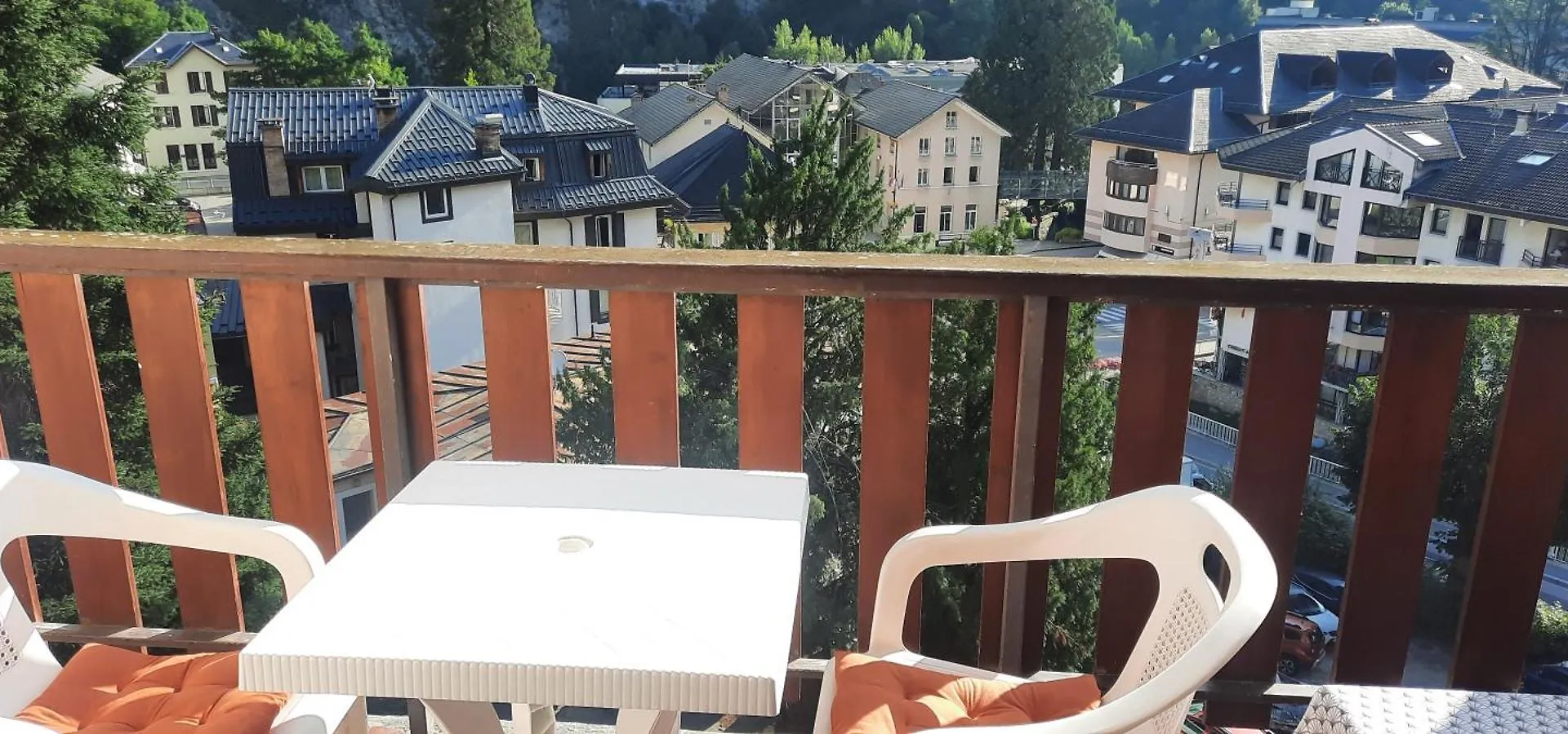 Apartment Central Studio Ideal For Hikers Or Skiers Brides-les-Bains